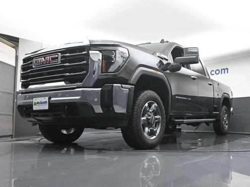 2025 GMC Sierra 2500 SLT