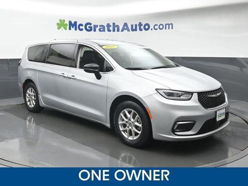 2024 Chrysler Pacifica Touring-L