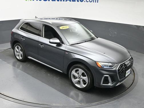 Daytona Gray Pearl Effect 2022 Audi Q5 45 S line quattro Premium