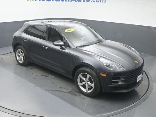 2021 Porsche Macan Base