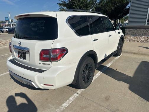 2017 Nissan Armada Platinum