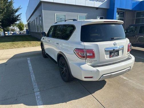 2017 Nissan Armada Platinum