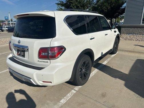 2017 Nissan Armada Platinum