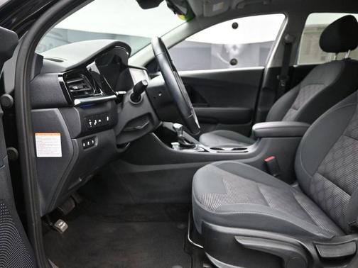 2022 Kia Niro Plug-In Hybrid LXS