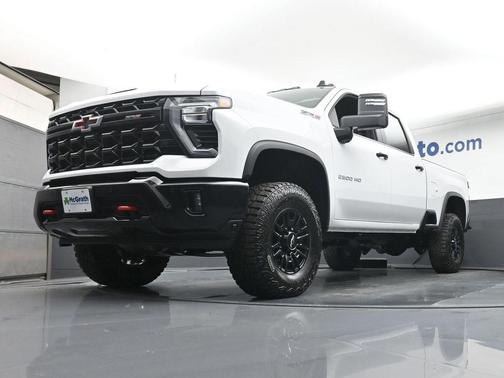 2026 Chevrolet Silverado 2500 ZR2