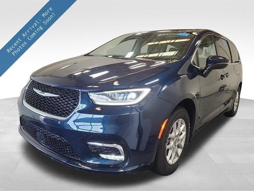 2023 Chrysler Pacifica Touring-L
