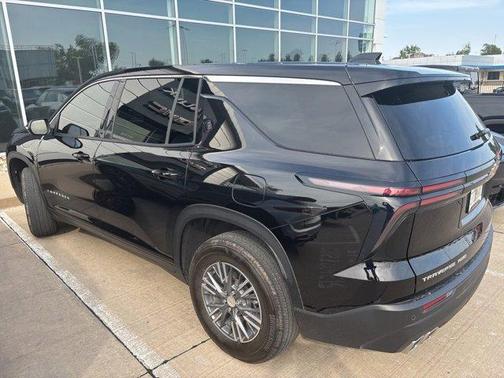 2024 Chevrolet Traverse LS