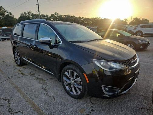 2017 Chrysler Pacifica Limited