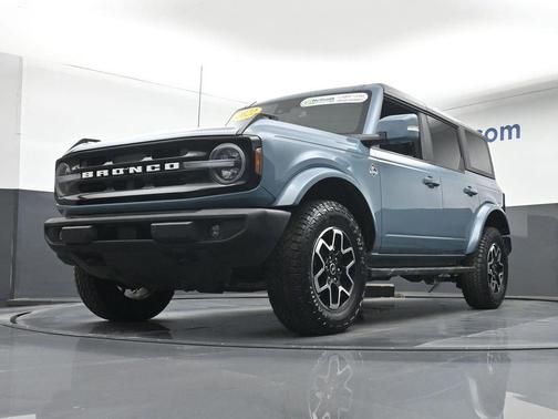 2022 Ford Bronco Outer Banks