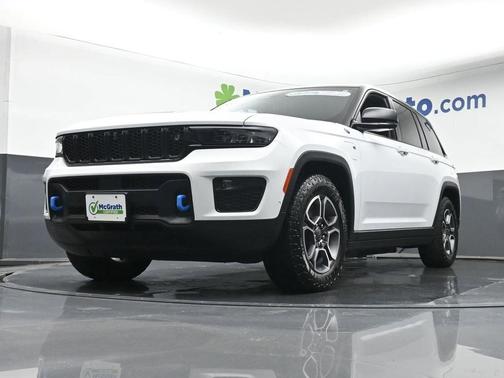 2022 Jeep Grand Cherokee 4xe Trailhawk