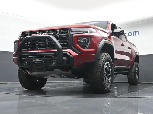 2023 GMC Canyon AT4X