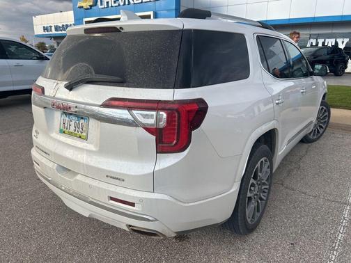 2021 GMC Acadia Denali