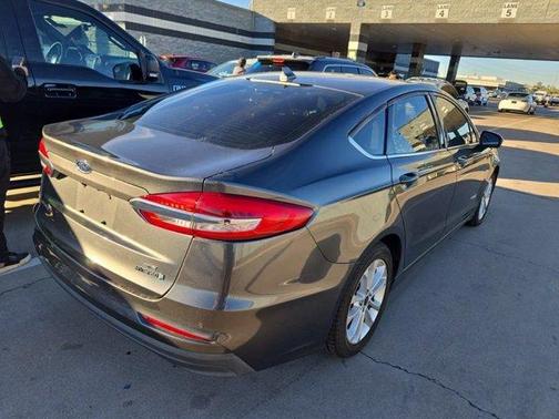 2019 Ford Fusion Hybrid SE