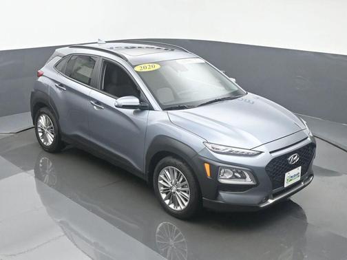 2020 Hyundai KONA SEL Plus