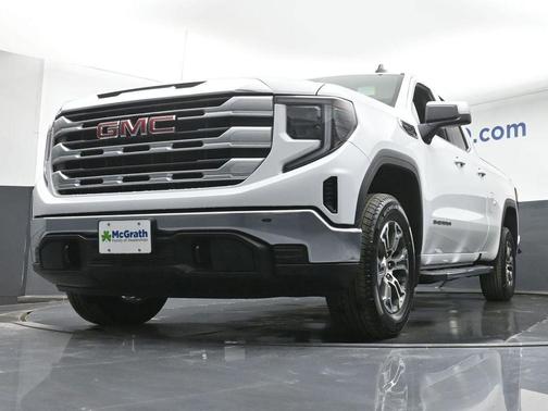 2025 GMC Sierra 1500 SLE