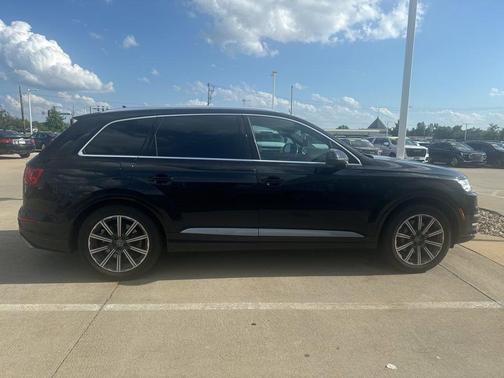 2017 Audi Q7 3.0T Premium Plus
