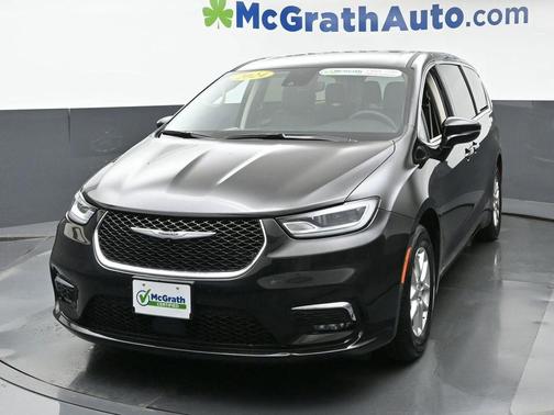2024 Chrysler Pacifica Touring-L