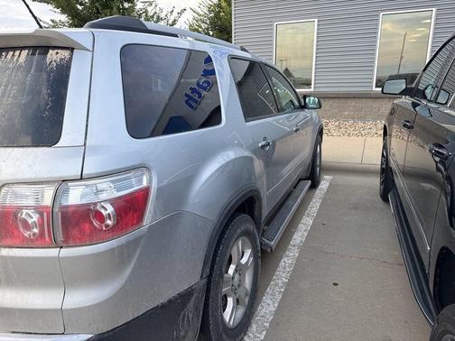 2011 GMC Acadia SLE