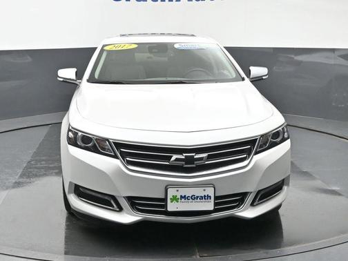 Iridescent Pearl Tricoat 2017 Chevrolet Impala Premier 2LZ