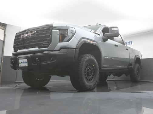 2025 GMC Sierra 2500 AT4X