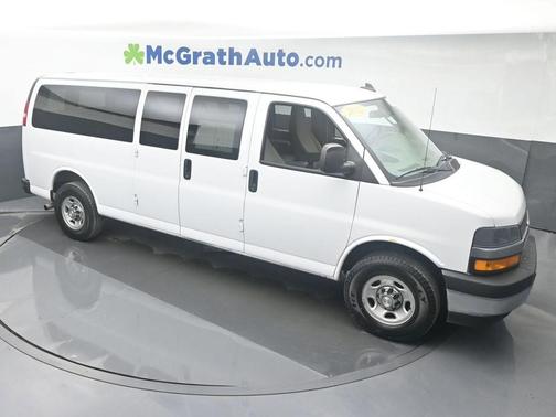 2022 Chevrolet Express 3500 LT