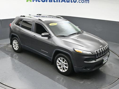 Granite Crystal Clearcoat Metallic 2017 Jeep Cherokee Latitude
