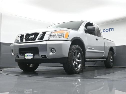 2015 Nissan Titan SV