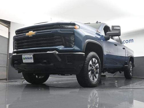 2026 Chevrolet Silverado 2500 Custom