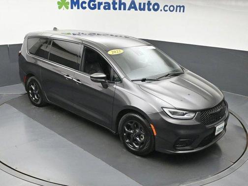 Granite Crystal Clearcoat Metallic 2022 Chrysler Pacifica Hybrid Touring L
