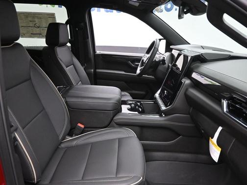 2025 GMC Yukon XL Elevation