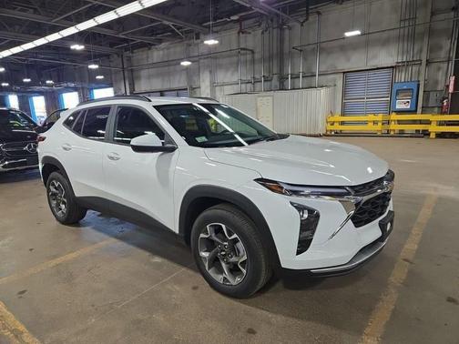 2024 Chevrolet Trax LT