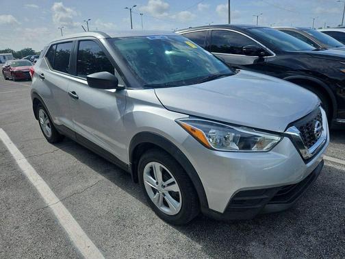 2020 Nissan Kicks S