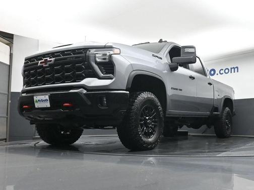 2026 Chevrolet Silverado 2500 ZR2