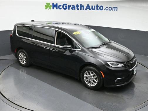 2024 Chrysler Pacifica Touring-L