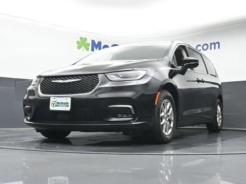 2024 Chrysler Pacifica Touring-L