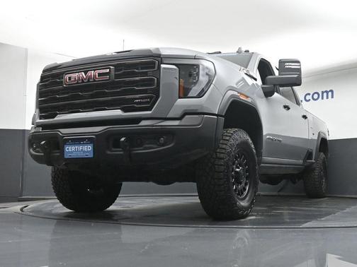 2025 GMC Sierra 2500 AT4X