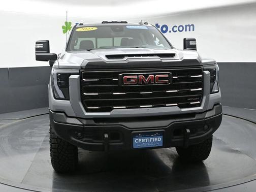 2025 GMC Sierra 2500 AT4X