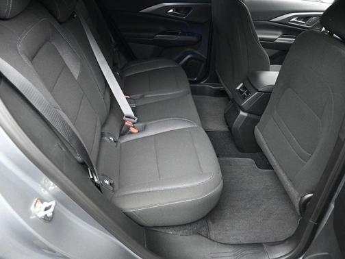 2026 Chevrolet Equinox EV LT 1