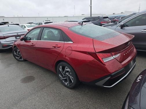 2025 Hyundai ELANTRA SEL Convenience