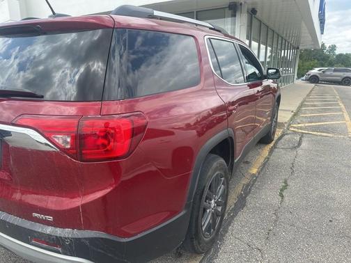 2019 GMC Acadia SLT-1