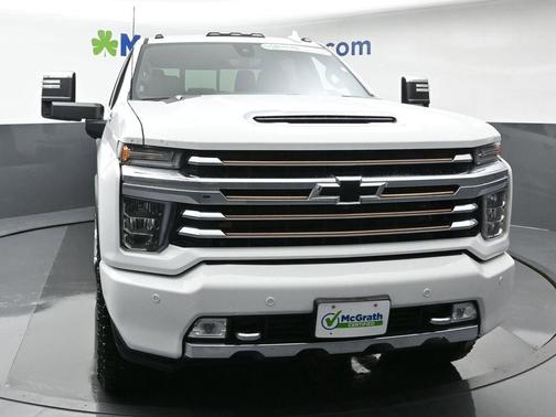 2022 Chevrolet Silverado 2500 High Country