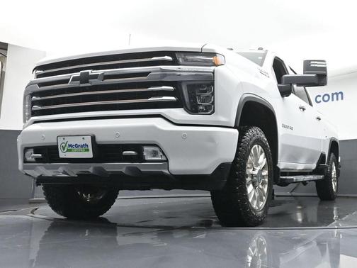 2022 Chevrolet Silverado 2500 High Country