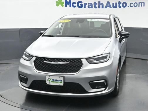 2024 Chrysler Pacifica Touring-L