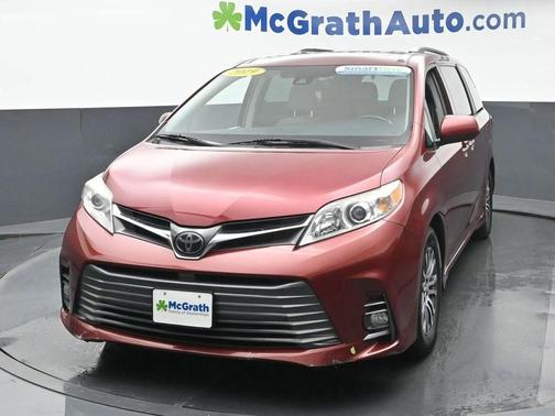 2019 Toyota Sienna XLE