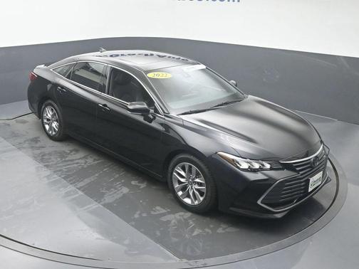 2022 Toyota Avalon XLE