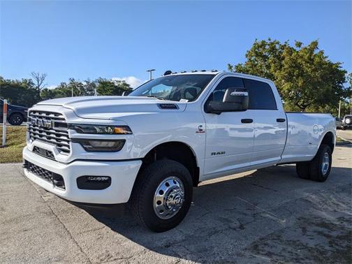 2026 RAM 3500 Big Horn Crew Cab 4x4 8' Box
