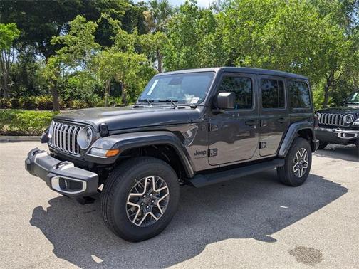 2025 Jeep Wrangler 4-Door Sahara 4x4