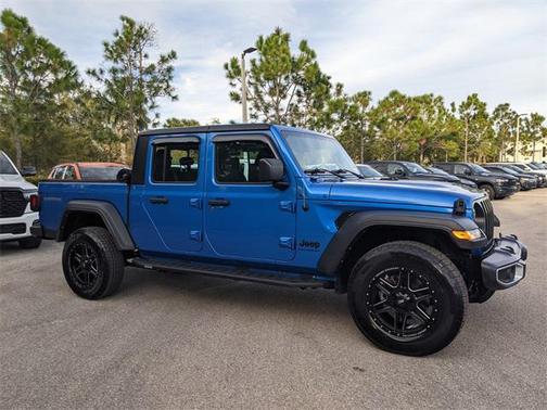 2023 Jeep Gladiator Sport