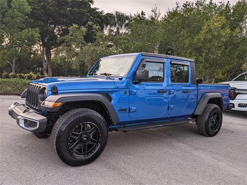 2023 Jeep Gladiator Sport