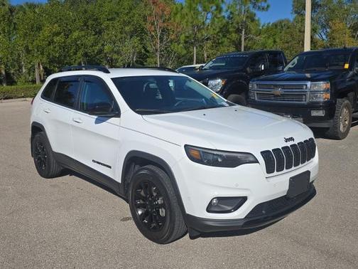 2023 Jeep Cherokee Altitude